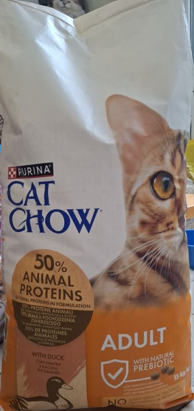 Сухий корм Cat Chow Adult з качкою для дорослих котів