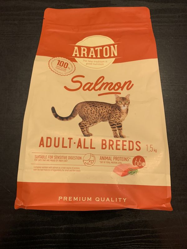 Araton salmon adult all breeds - сухий корм для котів з лососем, преміум якість