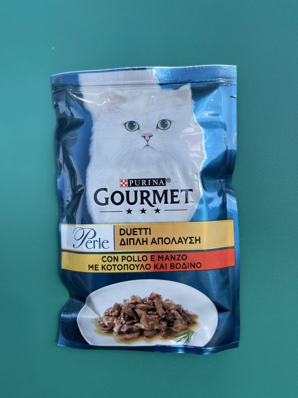 Консервований корм для дорослих котів Gourmet Perle з куркою та яловичиною