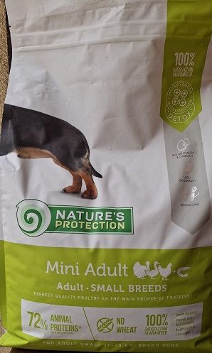 Сухий корм Nature's Protection для дорослих собак малих порід з м'ясом птиці