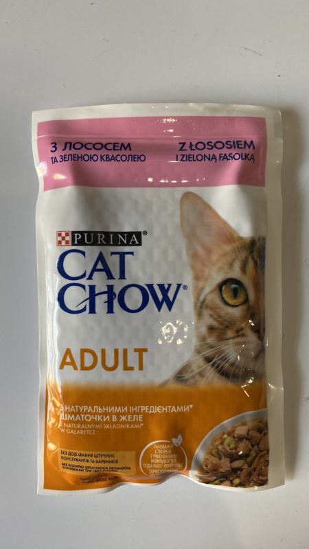 Purina Cat Chow корм для дорослих котів з лососем і зеленою квасолею Purina Cat Chow корм для дорослих котів з лососем і зеленою квасолею