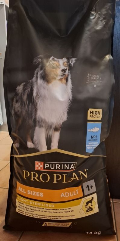 Pro Plan Light/Sterilised White Fish низькокалорійний корм для собак